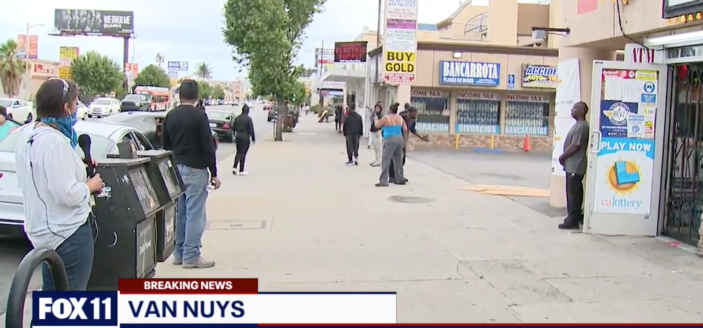 VIDEO: Suspected looters confront armed store owners about ‘why they can’t break into the place’