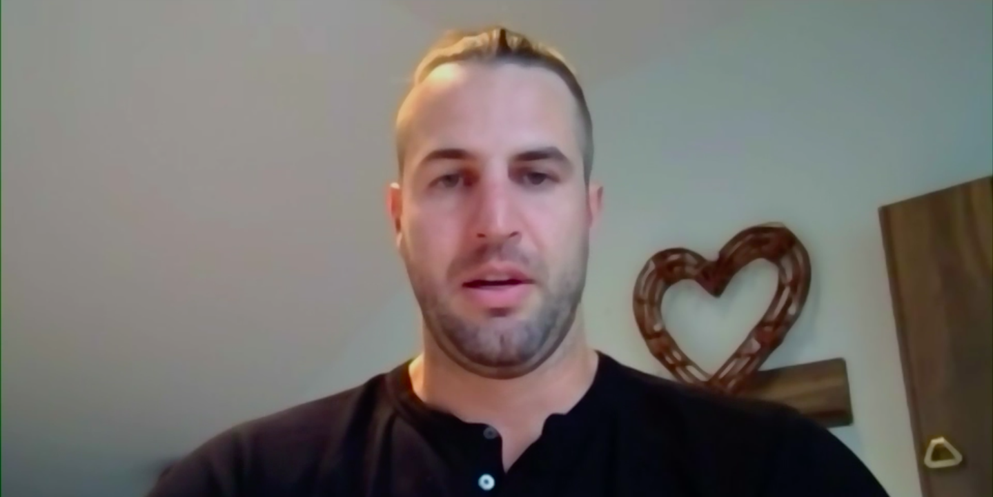 Former Blackhawks player who alleged abuse reveals identity