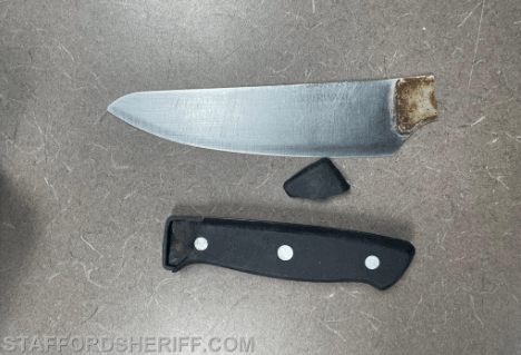 Marines lauded as heroes for stopping knife-wielding suspect assaulting man