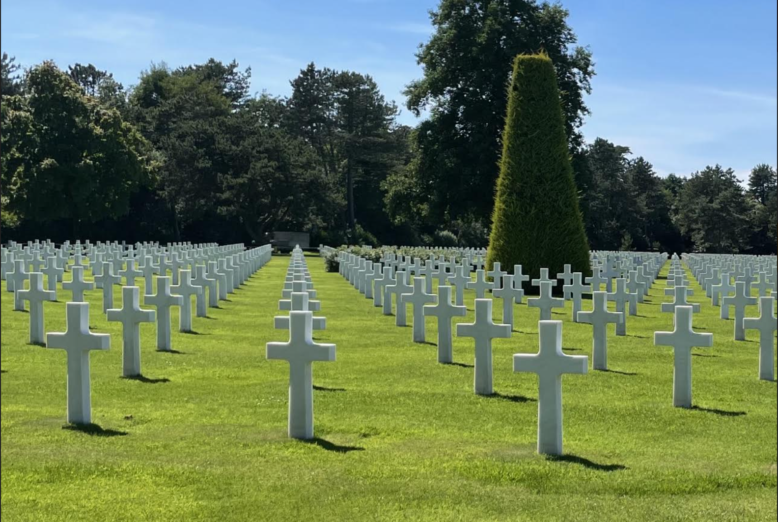 Visiting the beaches of Normandy and commemorating D-Day