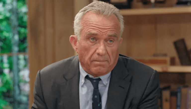 Democrat RFK Jr. tells Tucker Carlson he converted to GOP views following border visit