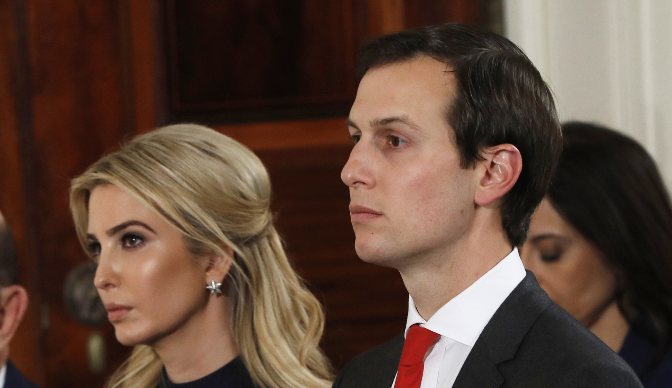 White House official hits back at press amid security clearance controversy