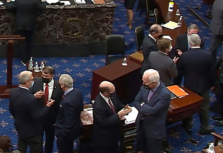 Senate cuts deal to avoid calling impeachment witnesses