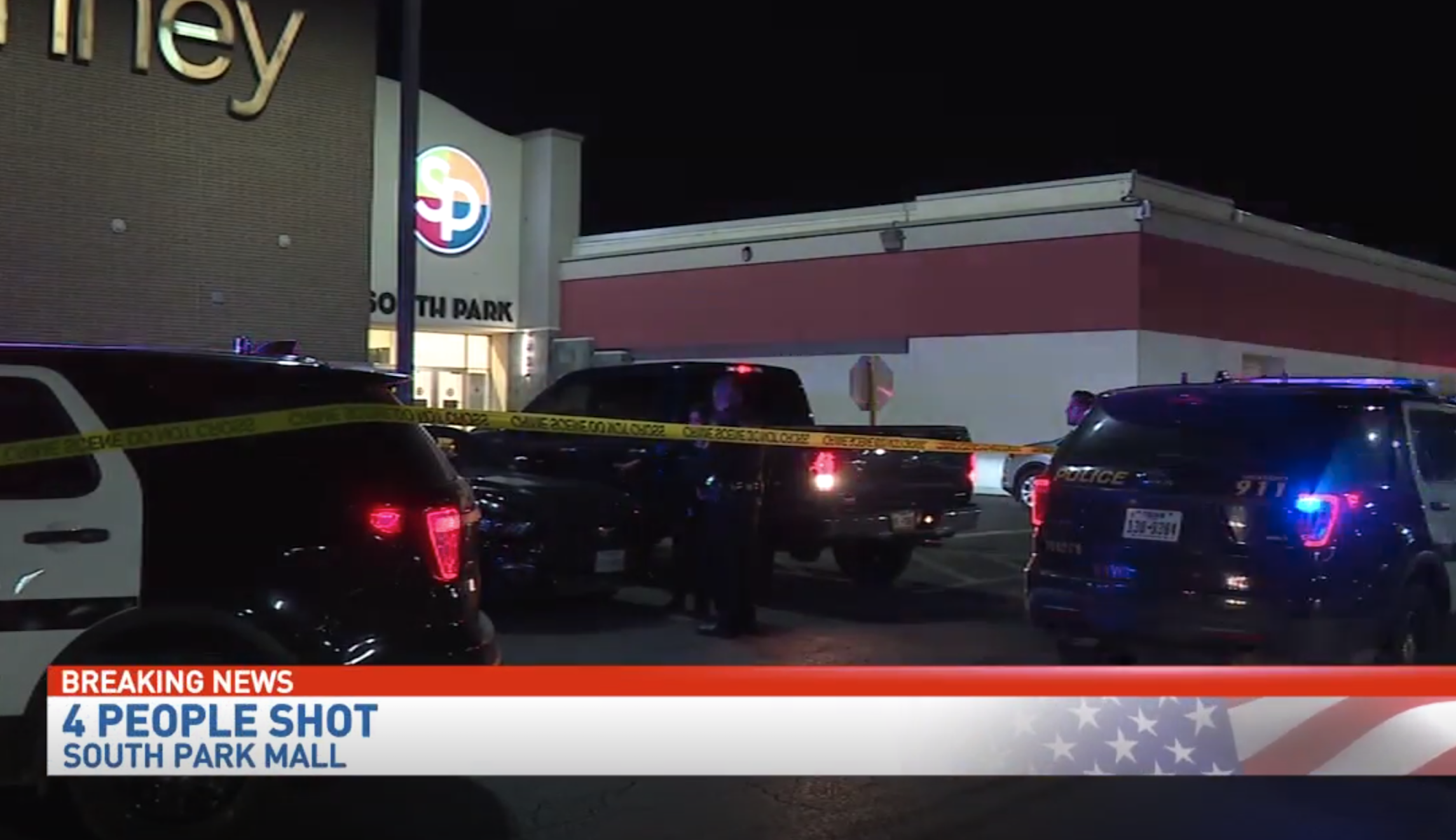 Manhunt underway after four shot in Texas mall