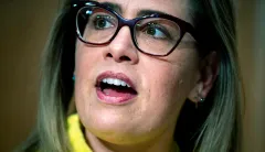 Kyrsten Sinema leaving Democratic Party to register as independent