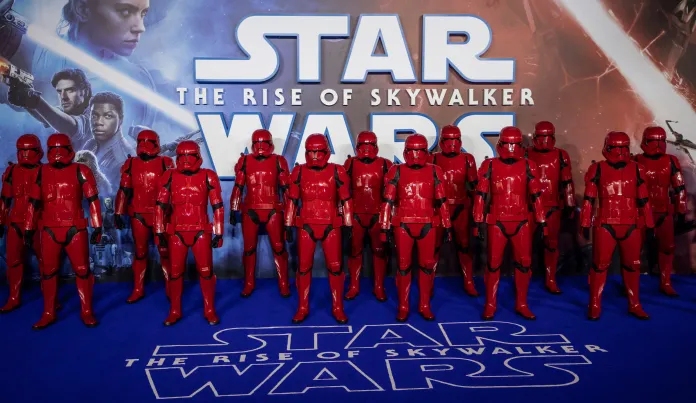 John Boyega should blame Rian Johnson, not Star Wars fans, for his struggling career