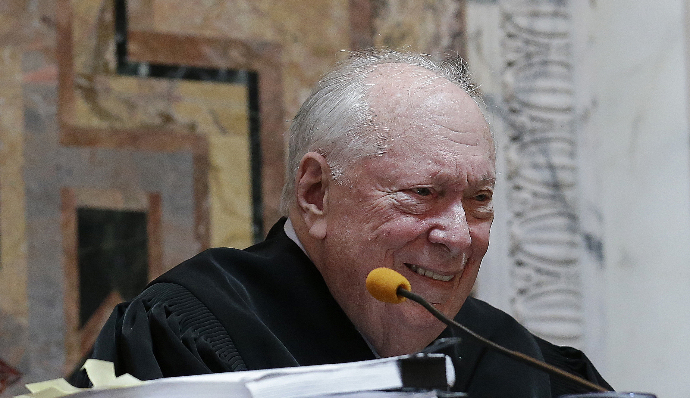 Judge Stephen Reinhardt, ‘liberal lion’ of the 9th Circuit Court of Appeals, dies at 87