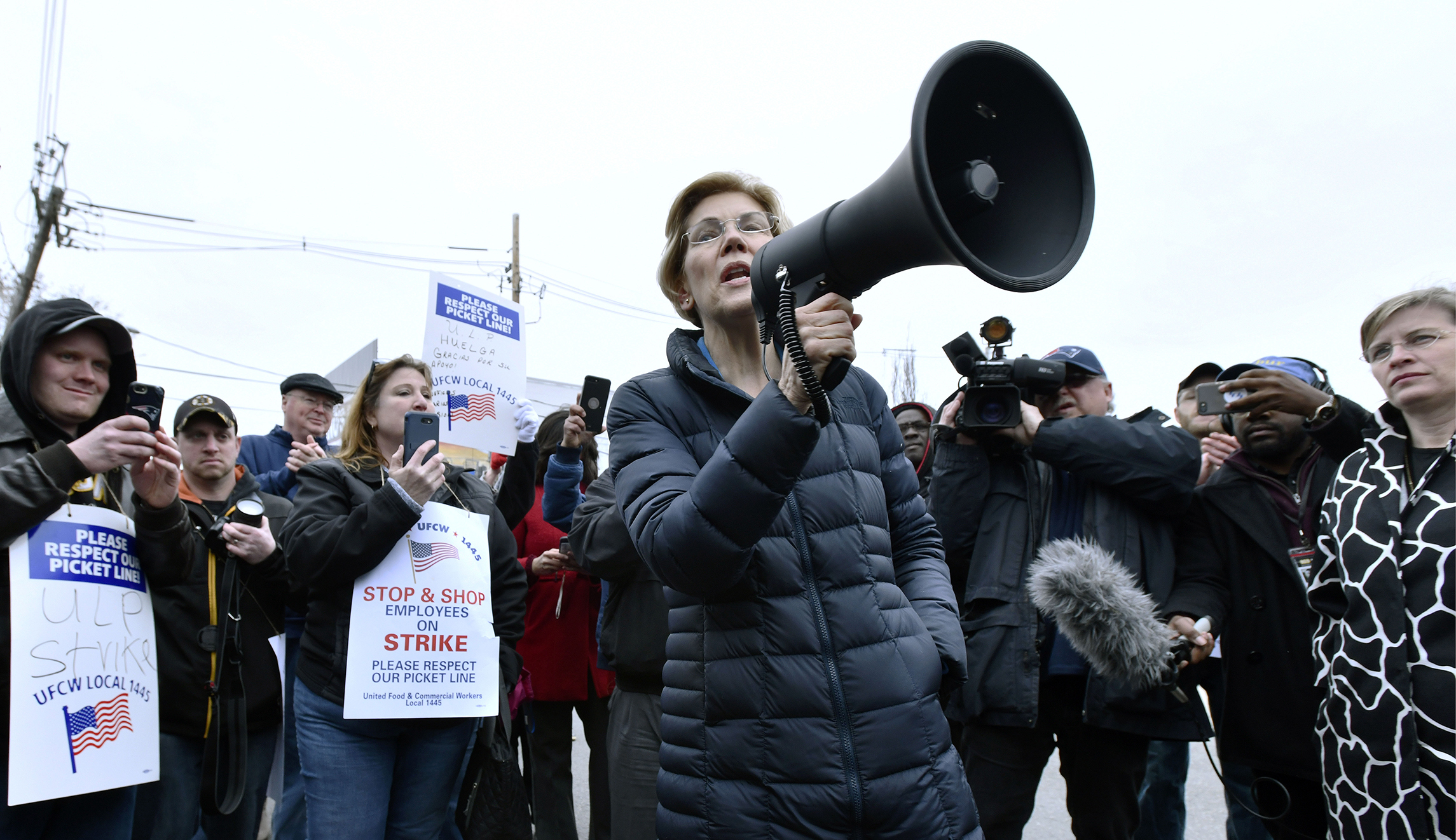 Democrats back massive New England Stop & Shop worker walk out