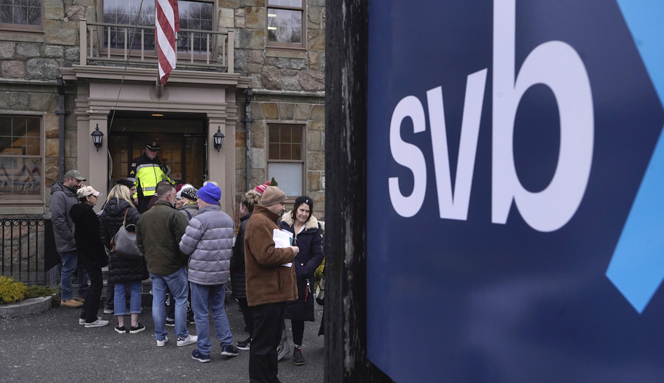 SVB collapse: Biden administration boxes itself in on universal deposit insurance