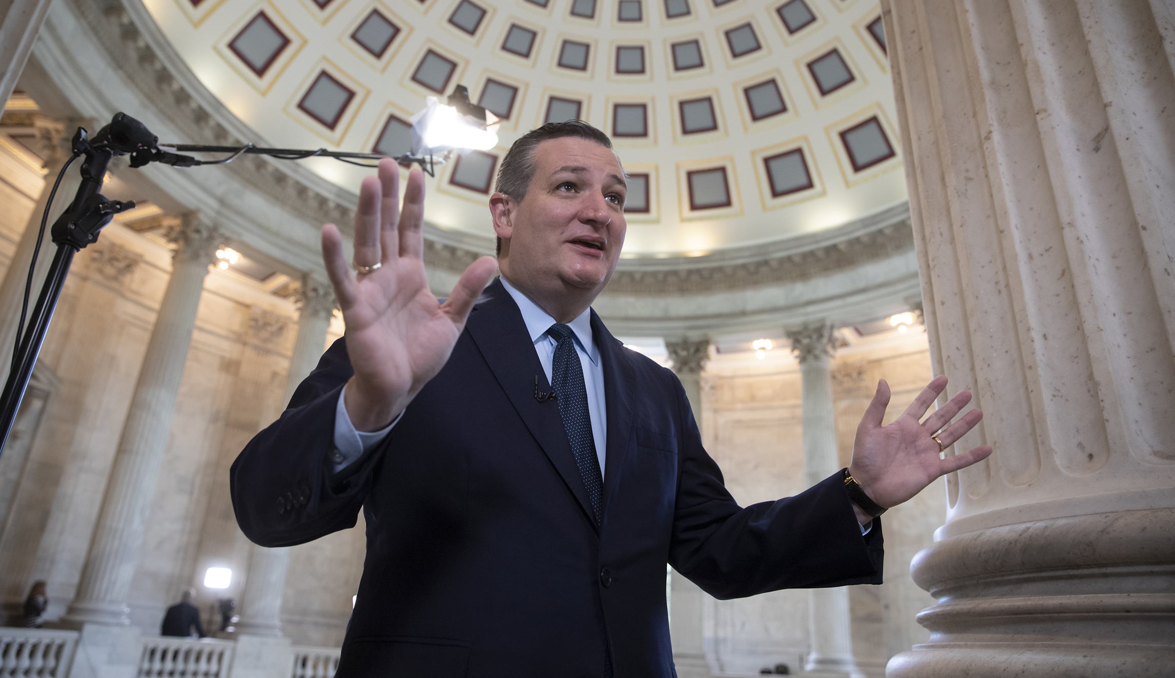 Ted Cruz declines to commit to serving out full Senate term if re-elected