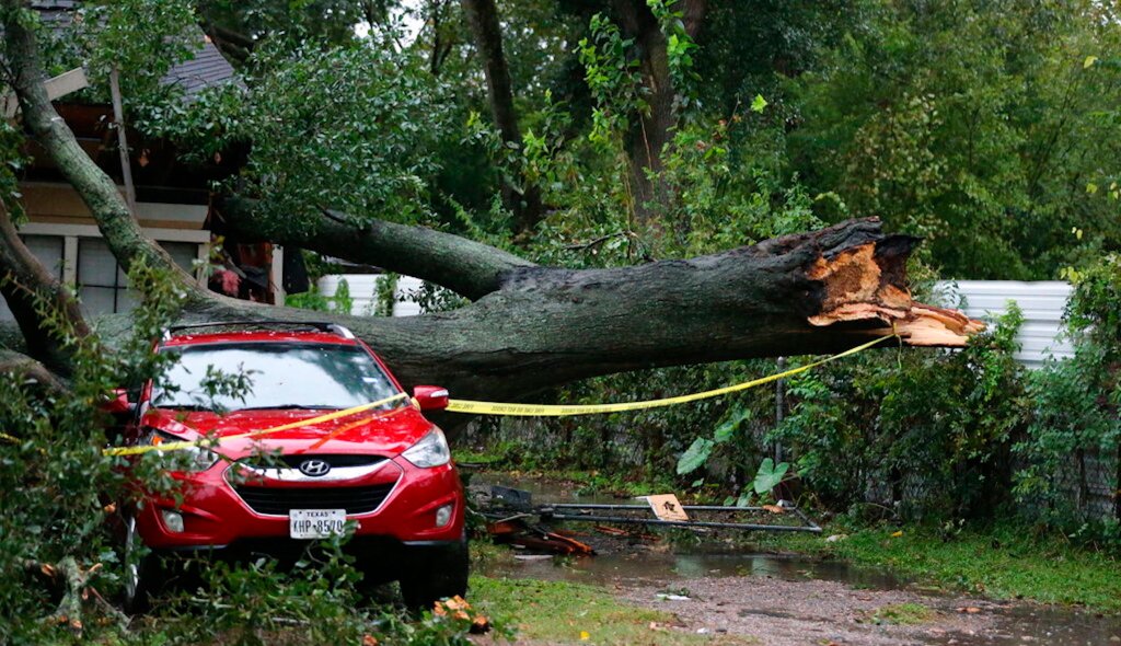 Houston hit with tornado watch heading into World Series Game 2