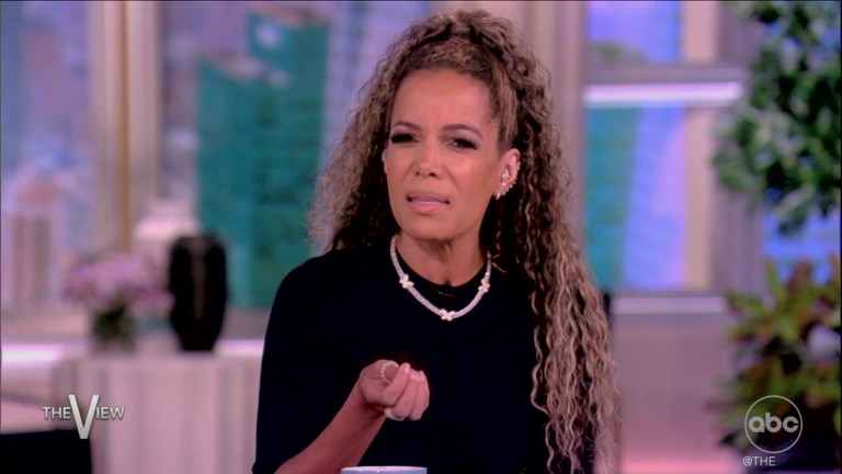 The View's Sonny Hostin weighs in on former President Trump's classified documents case. 