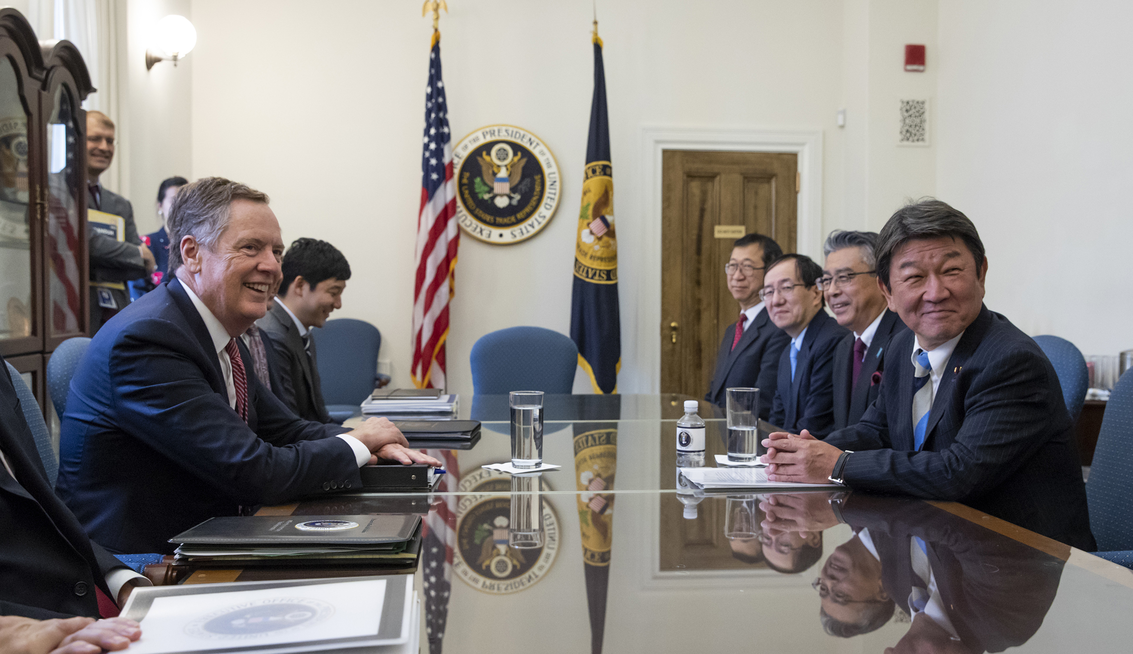 US and Japan commit to trade talks on agriculture and digital trade