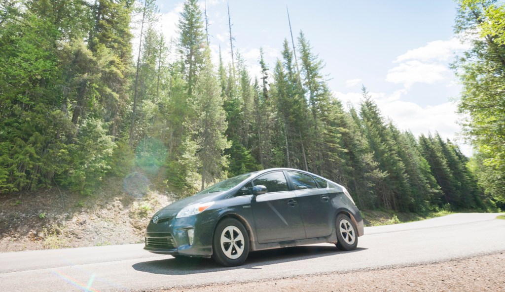 Students demand university president purchase a Prius to help the environment