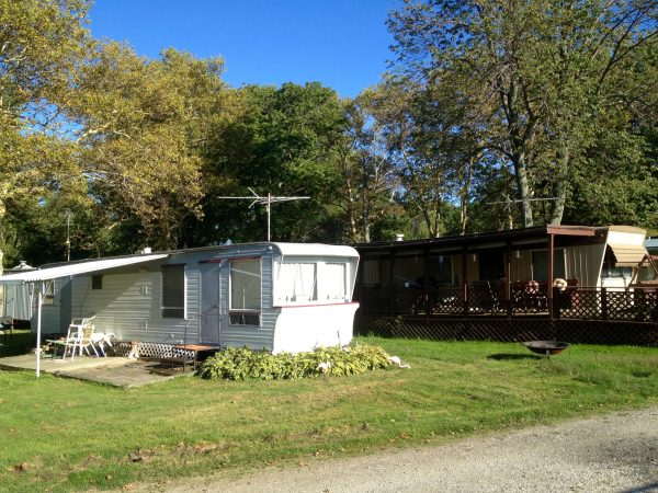 Senate banking bill would aid mobile housing, and the House wants to add to it