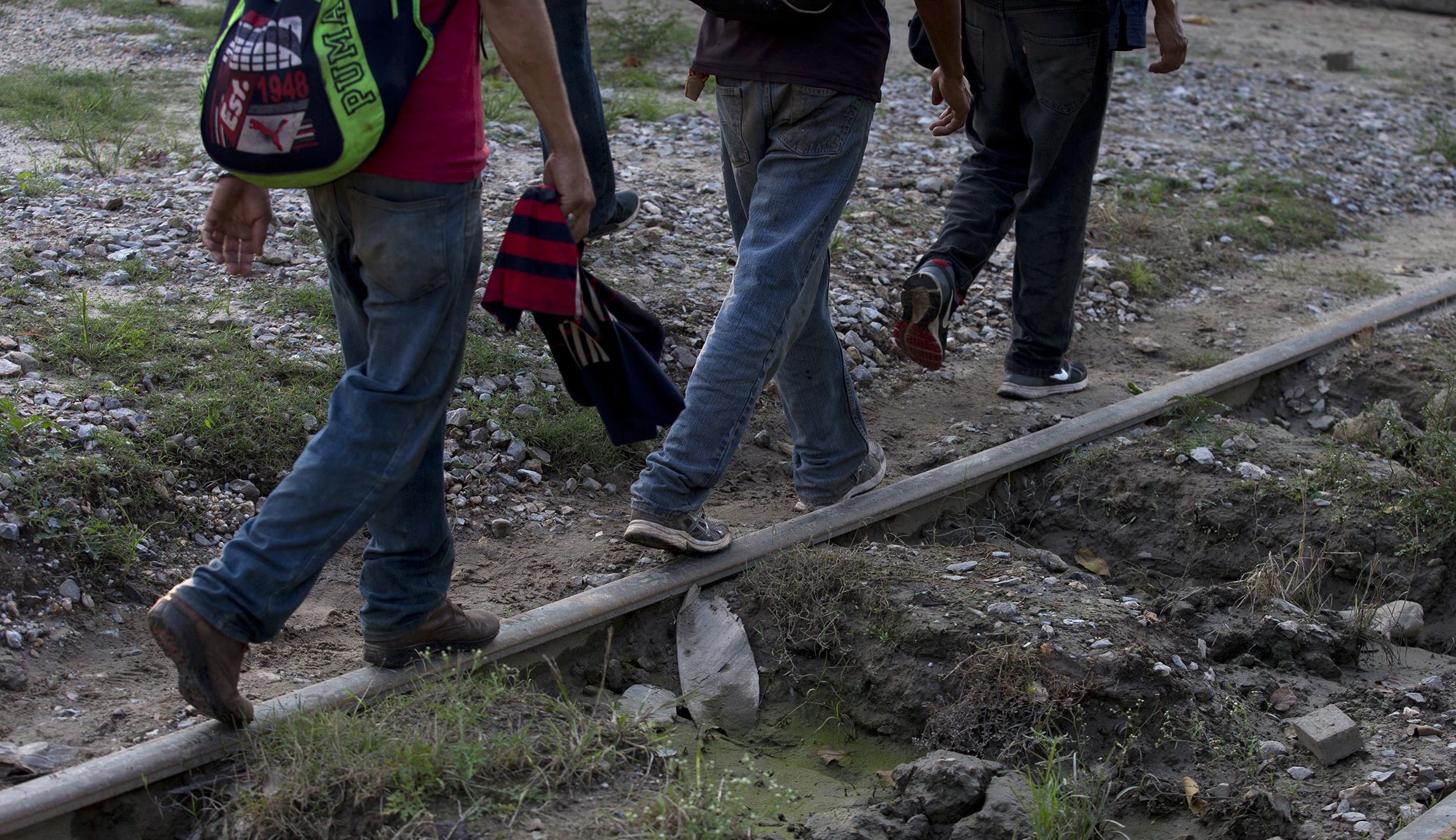 Syrian national apprehended trying to enter US illegally hiding in a train from Mexico