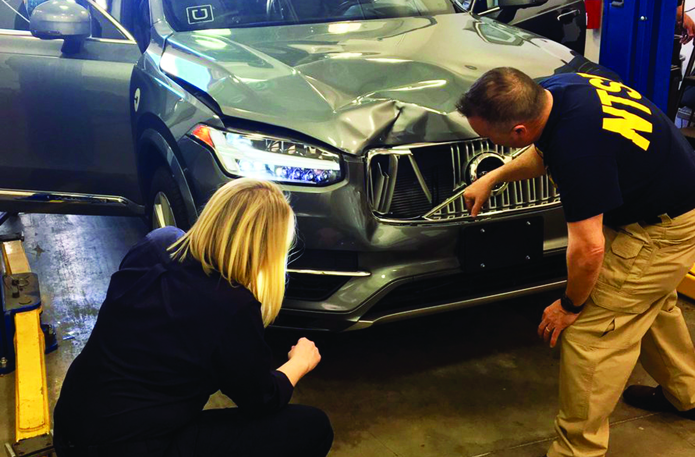 Safety advocates try to hit the brakes on driverless cars