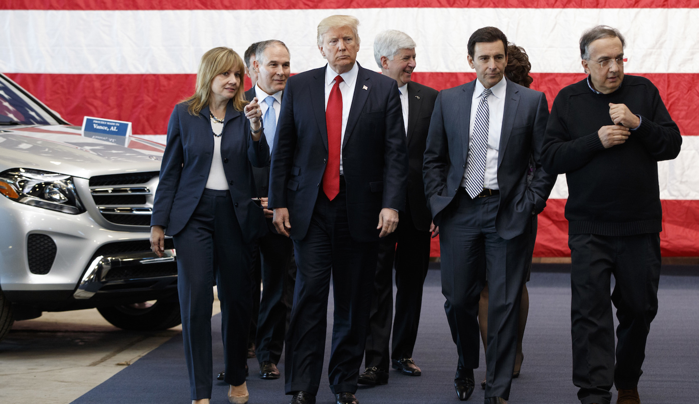 Major automakers urge Trump not to freeze fuel-efficiency rules ahead of White House meeting
