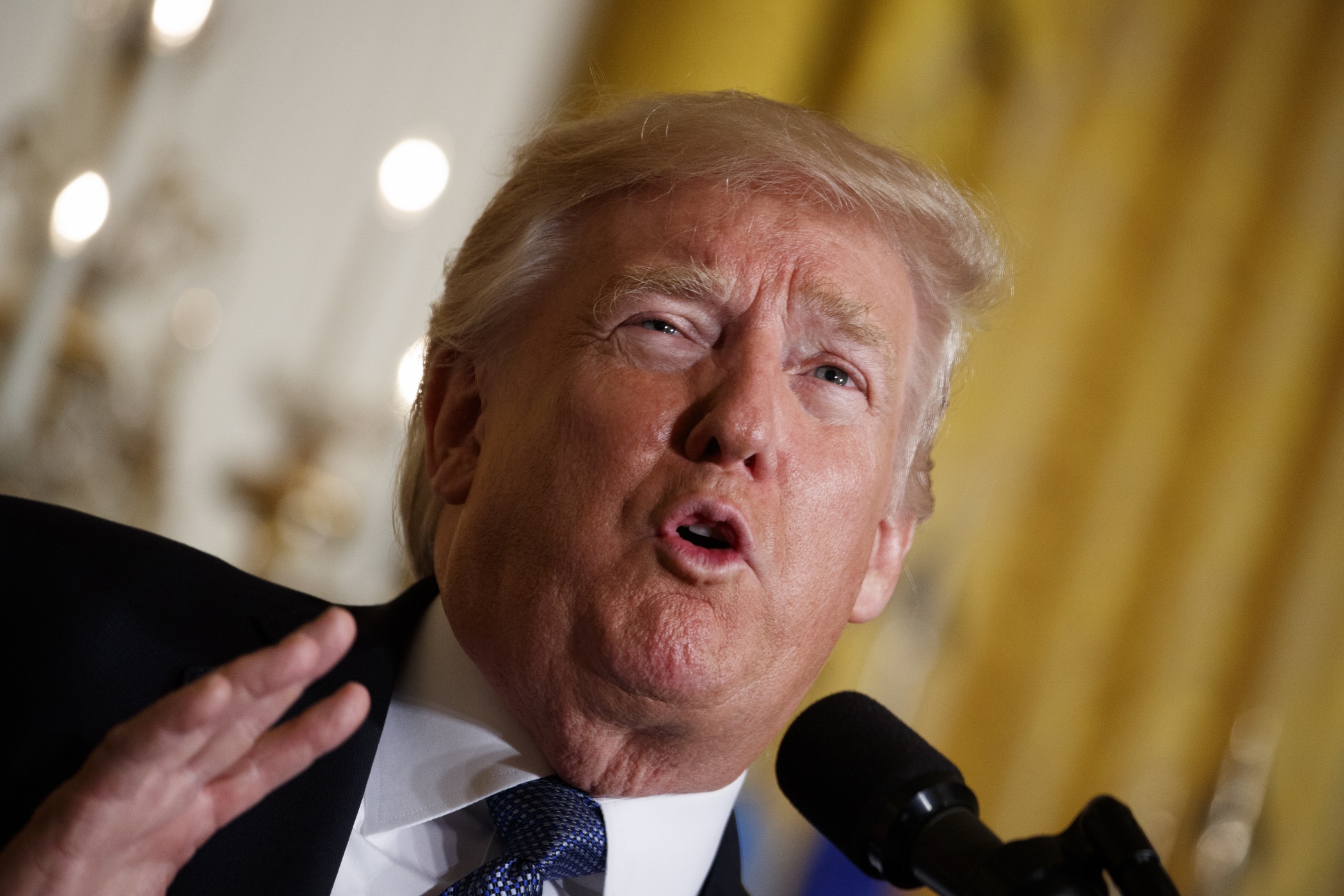Carl Bernstein: Trump’s character may take US to ‘authoritarian place’