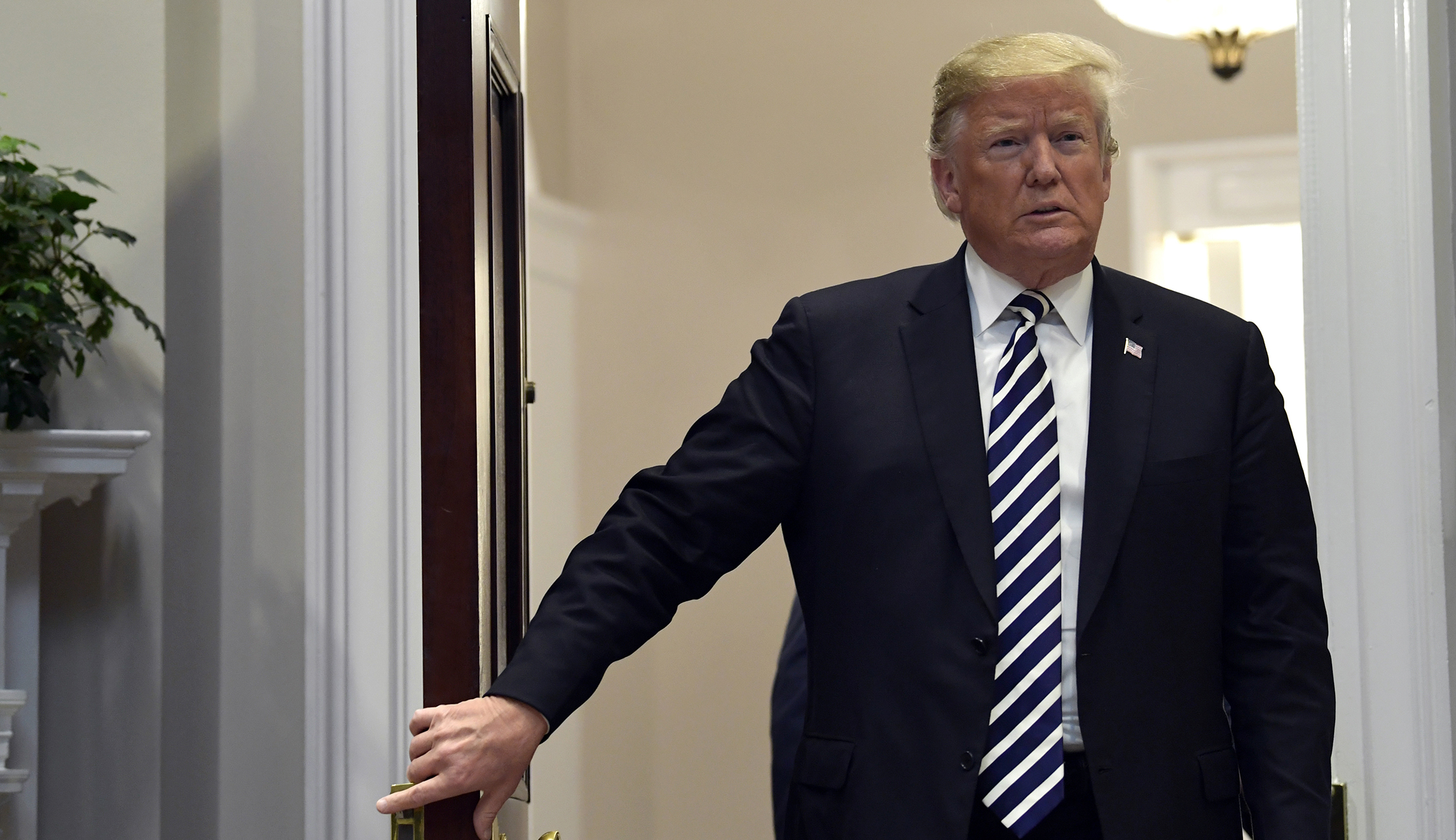 CNN, Fox News anchors dine with Trump hours before his prime-time speech