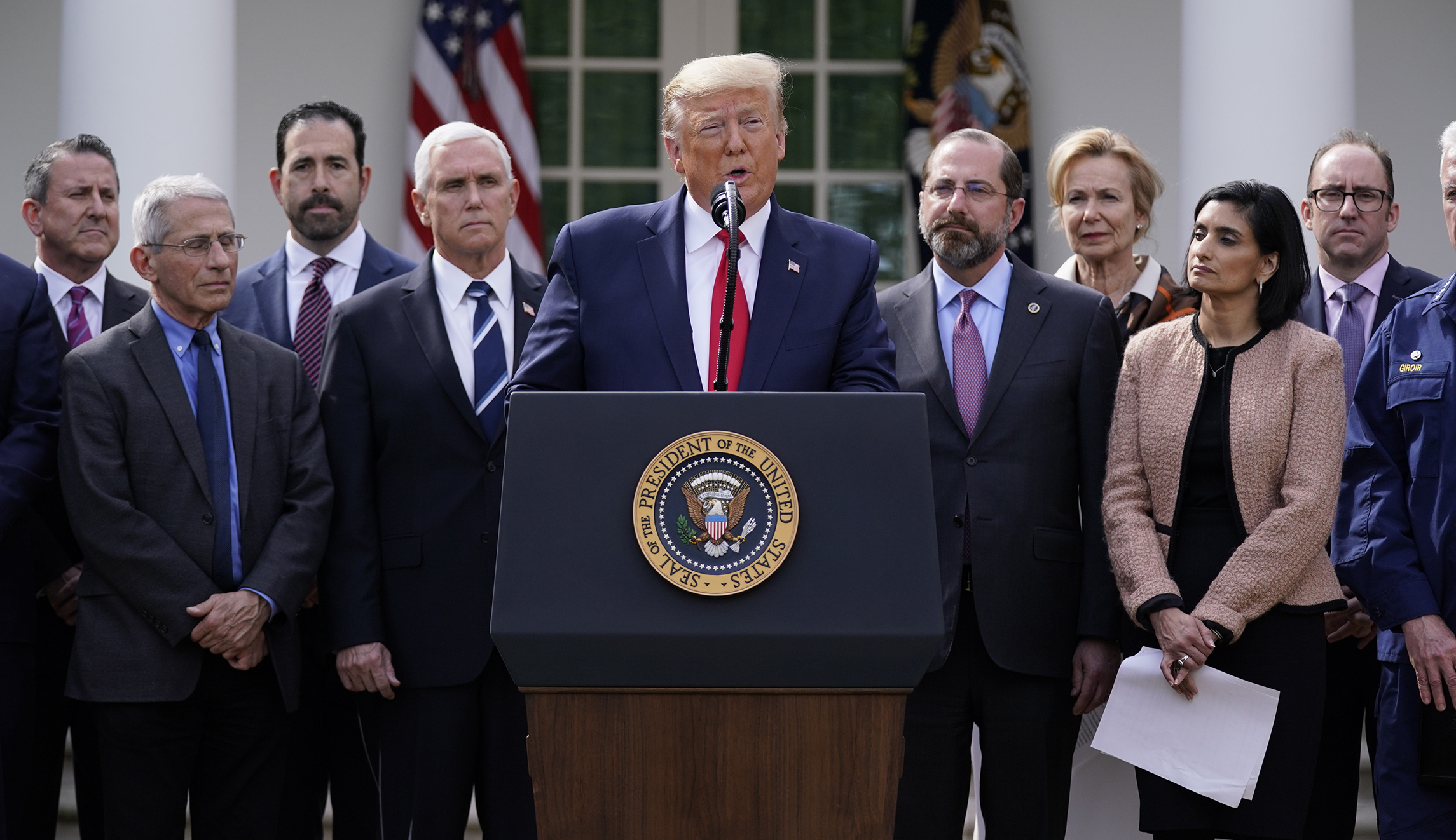 White House: Curfews and domestic travel curbs not on table for governors coronavirus meeting