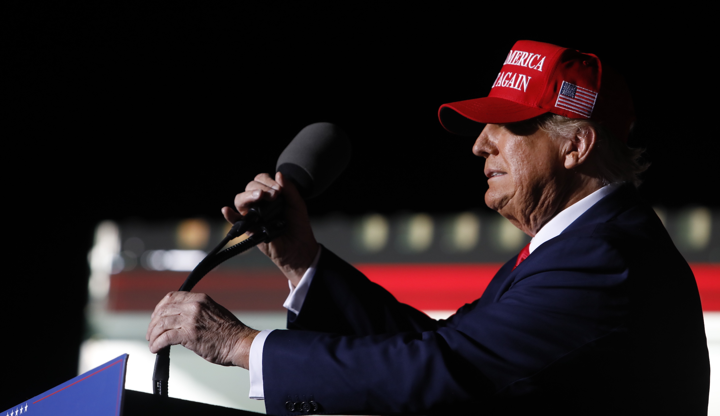 WATCH: Trump previews 2024 rivalry with Ron ‘DeSanctimonious’ at PA rally