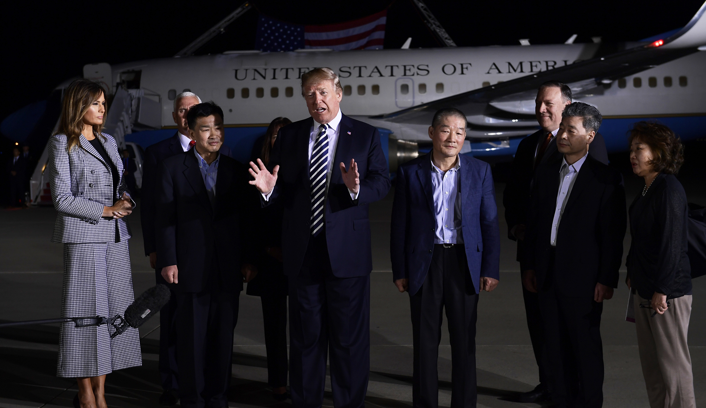 Trump’s North Korea strategy is winning over Democrats