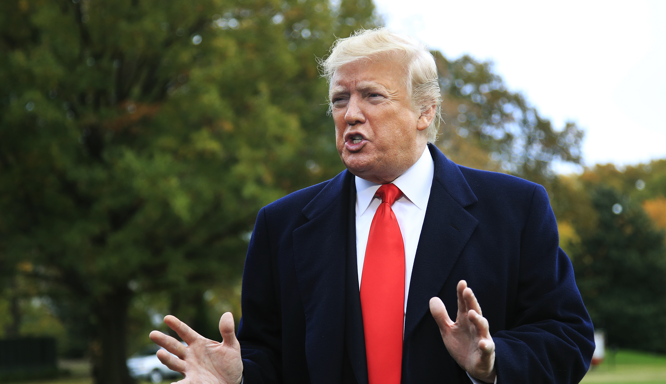 Sanctions and tariffs: Trump manages to make the same mistake on both