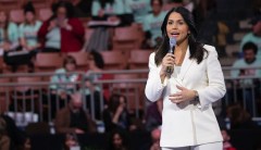 Increased DNC debate threshold will keep Tulsi Gabbard offstage