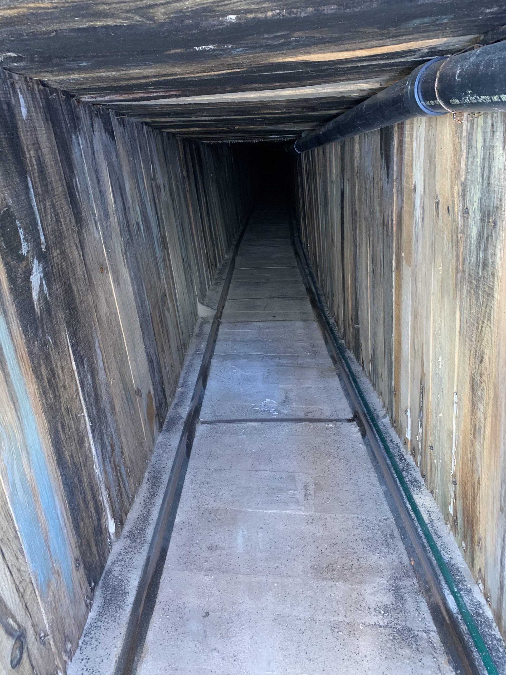 Tunnel Pic 4.jpg