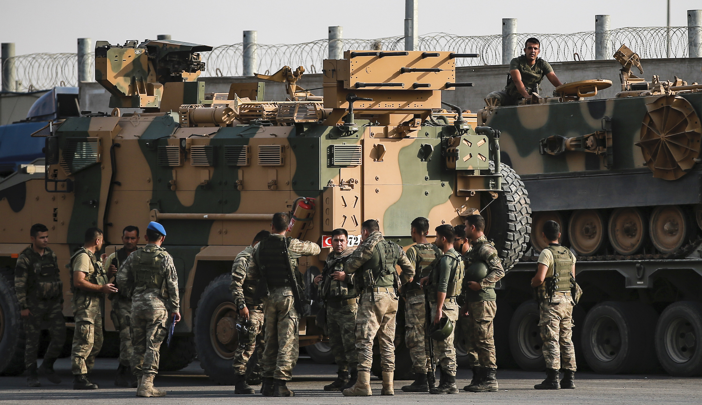 Russia begins patrolling Syrian-Turkish border in US absence