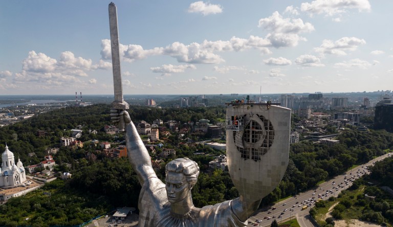 Perplexed Ukrainians mock US presidential candidates debating their future: ‘Just stupid’