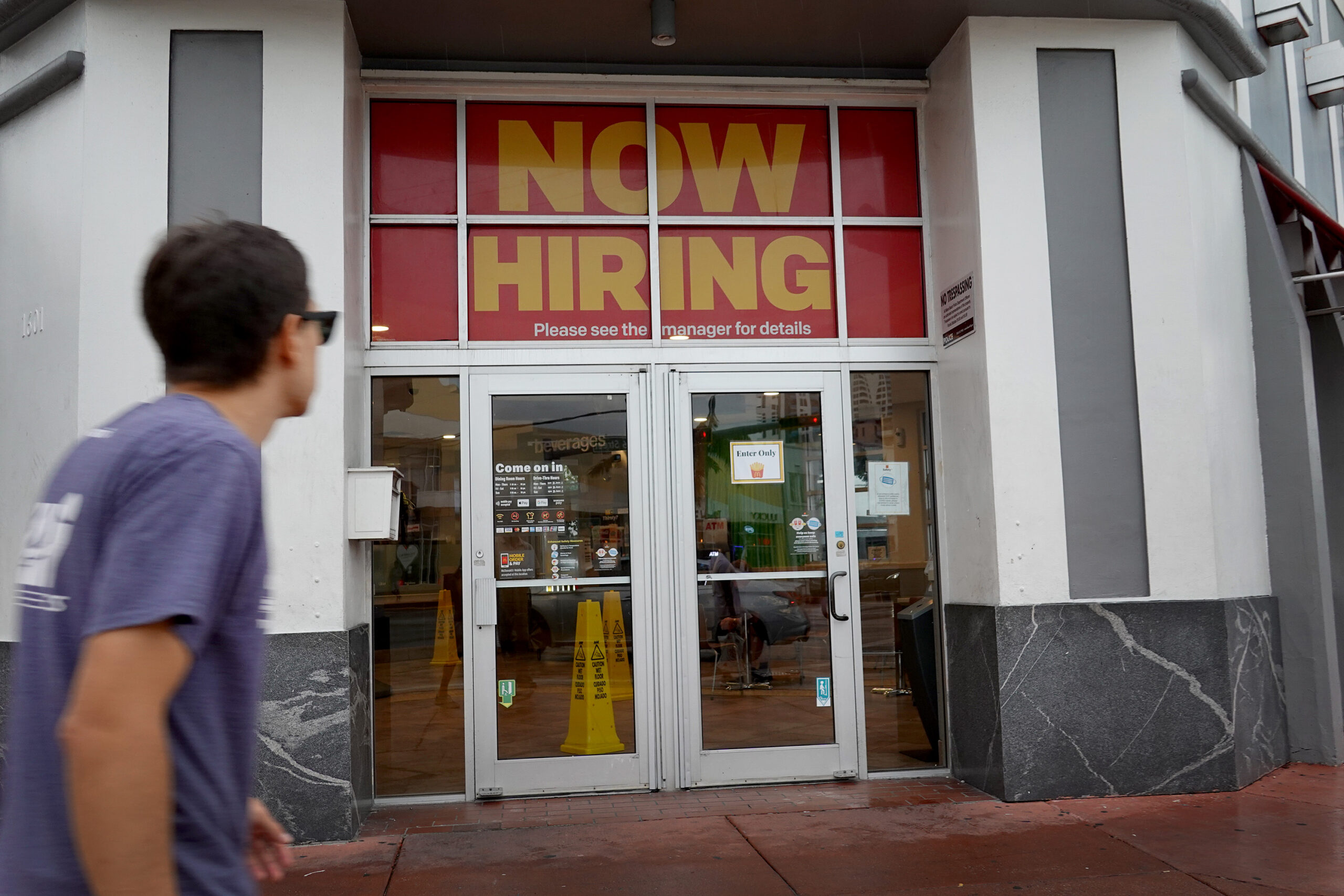 Illinois gets $7 million for unemployment system upgrades as debt persists