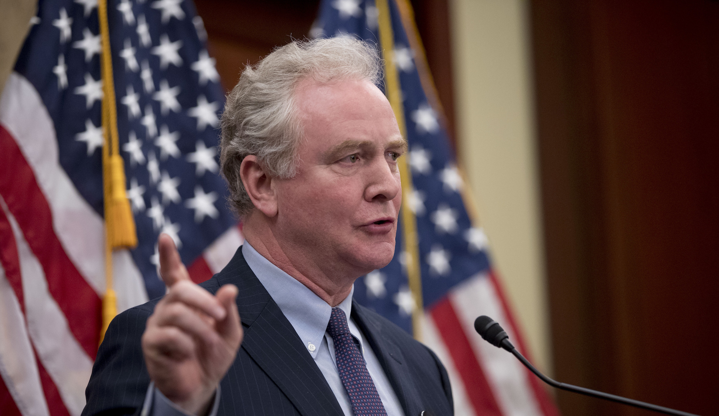 US military strike in Iraq revives talk of war vote