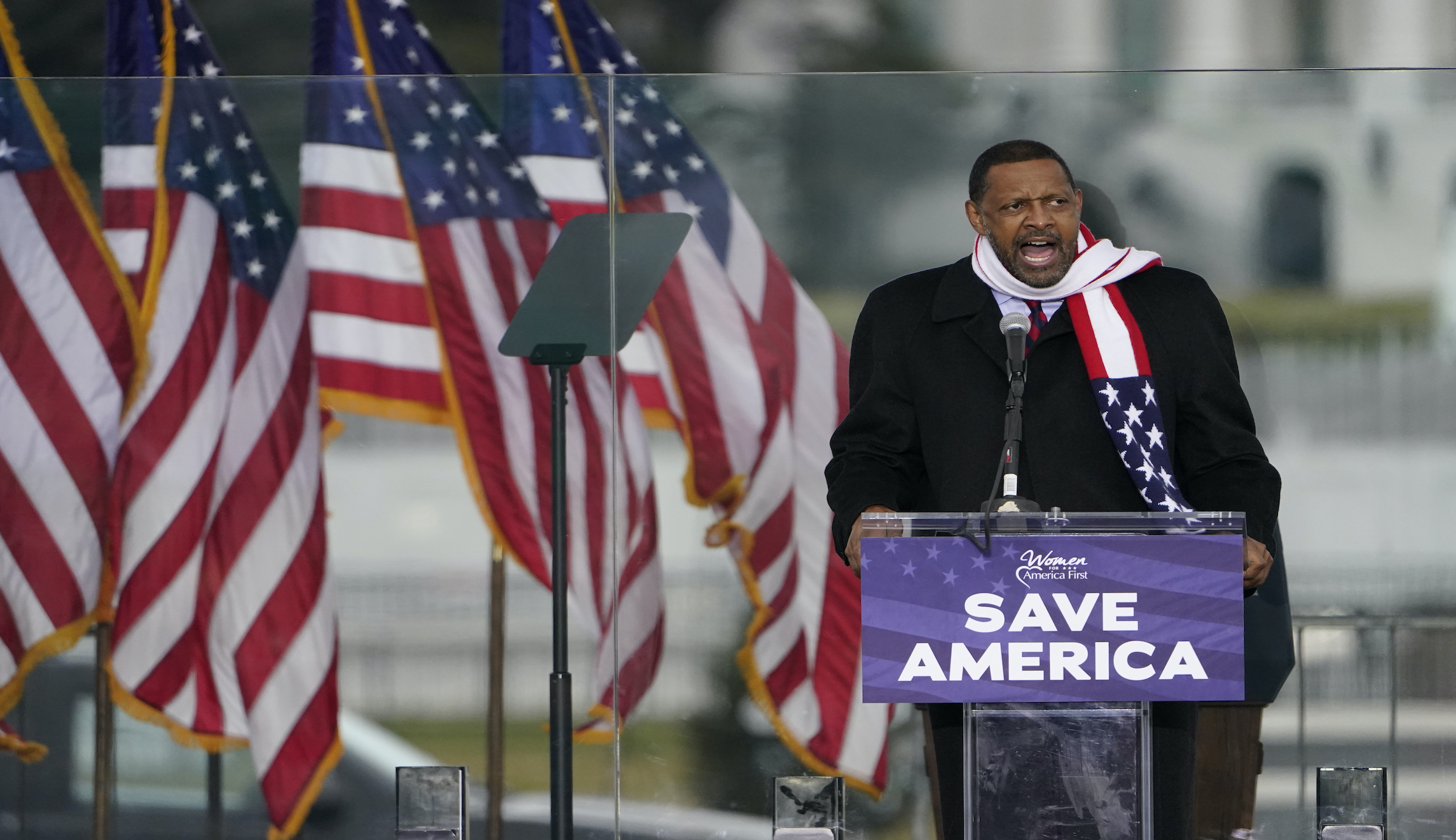Vernon Jones calls on Georgia Secretary of State Brad Raffensperger to resign following Trump election fraud misquotes