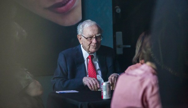 Why Warren Buffett says Corporate America shouldn’t join gun debate