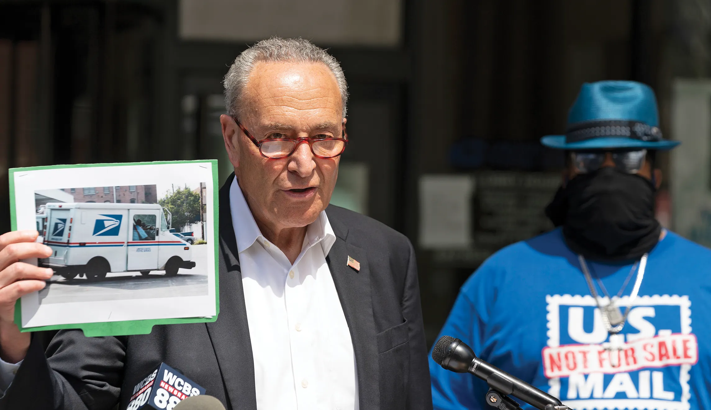 Mailing it in: White House and Congress fight over Postal Service problems