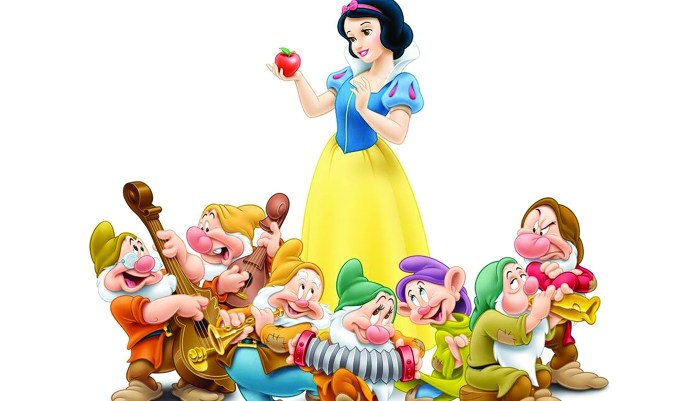 Snow White ditches her dwarves