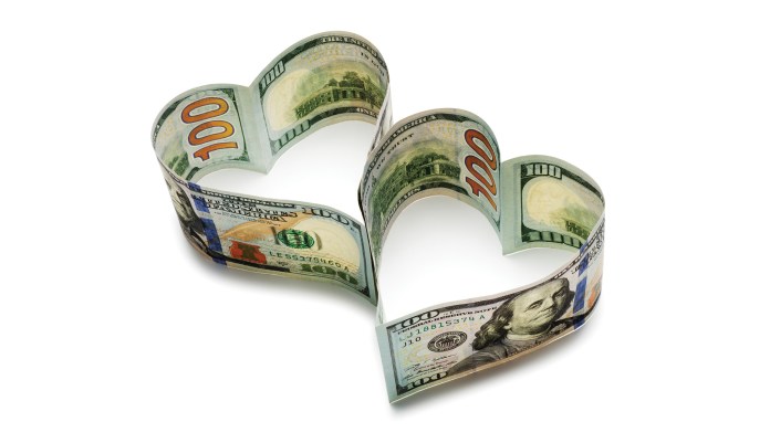 Money can’t buy women love