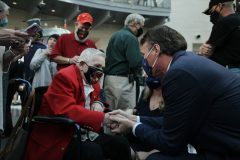 Glenn Youngkin attends cake ceremony for Marines’ 246th birthday