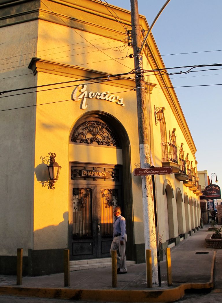 Mexican border city hopes to lure spring breakers