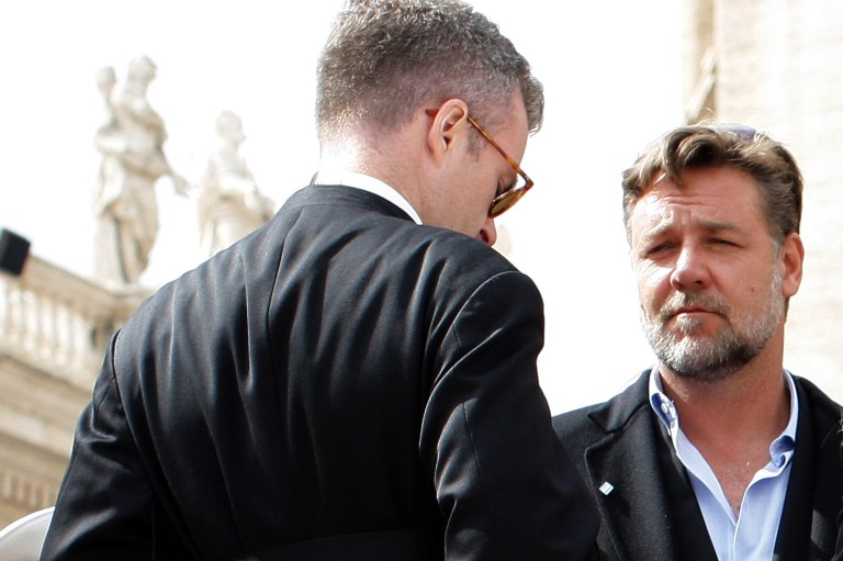 No pope meeting for Russell Crowe, ‘Noah’ makers