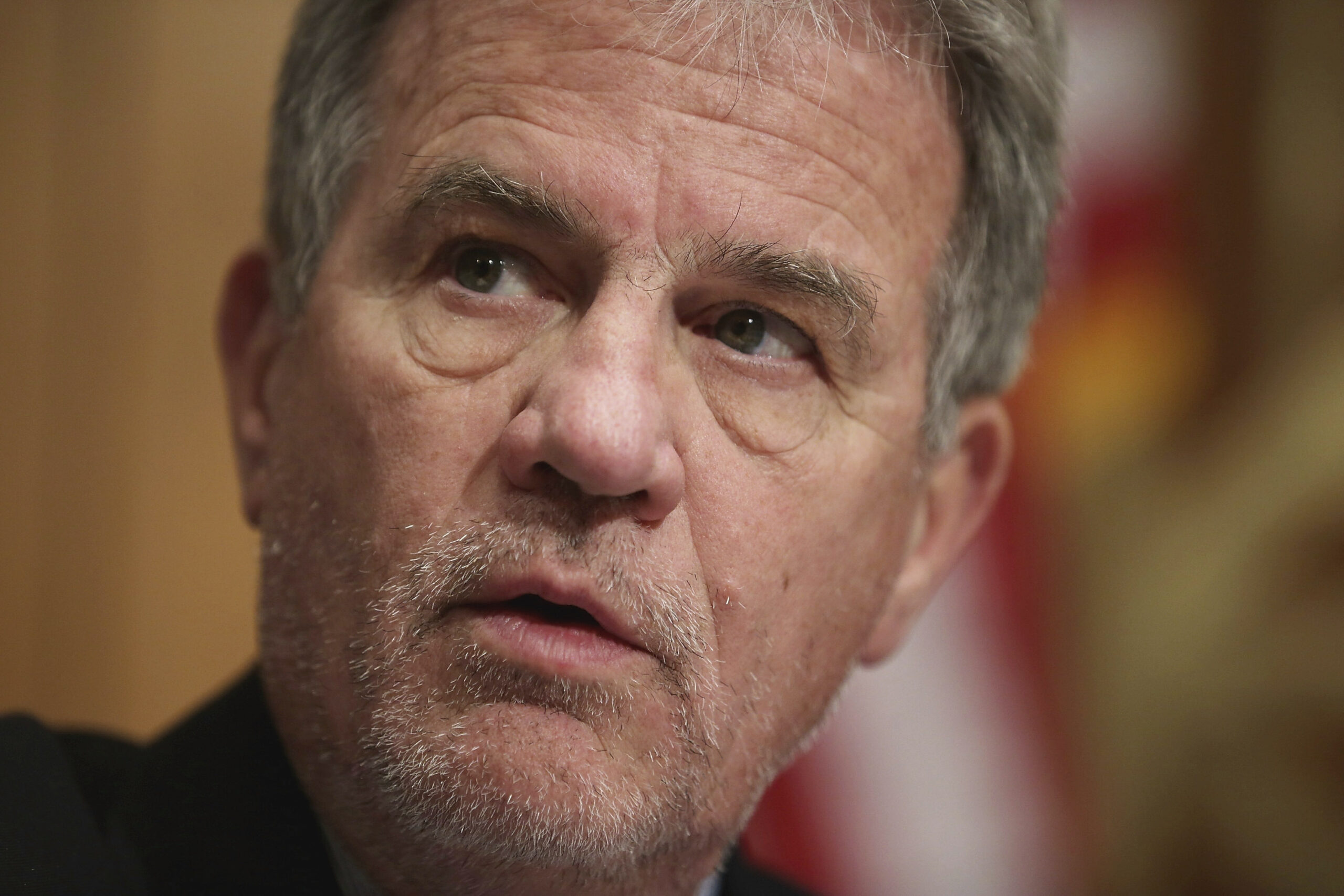 Millionaires lose unemployment benefits in new Senate deal