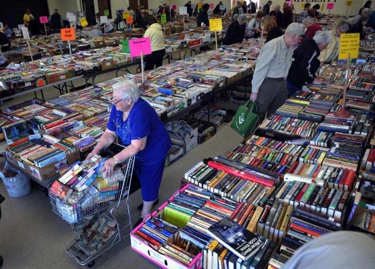 Consumer confidence rebounds in sign of optimism