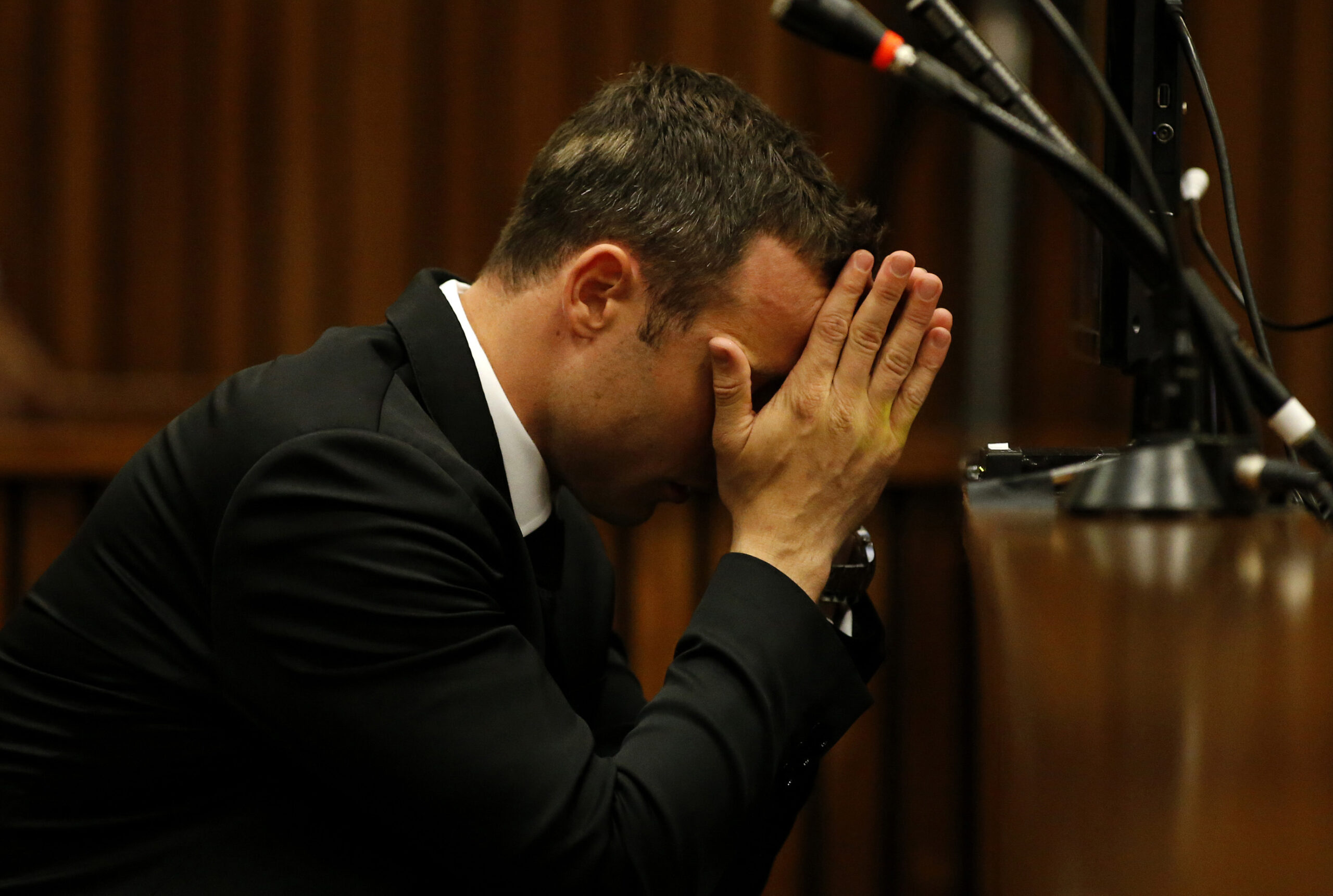Pistorius’ character questioned over gun incident