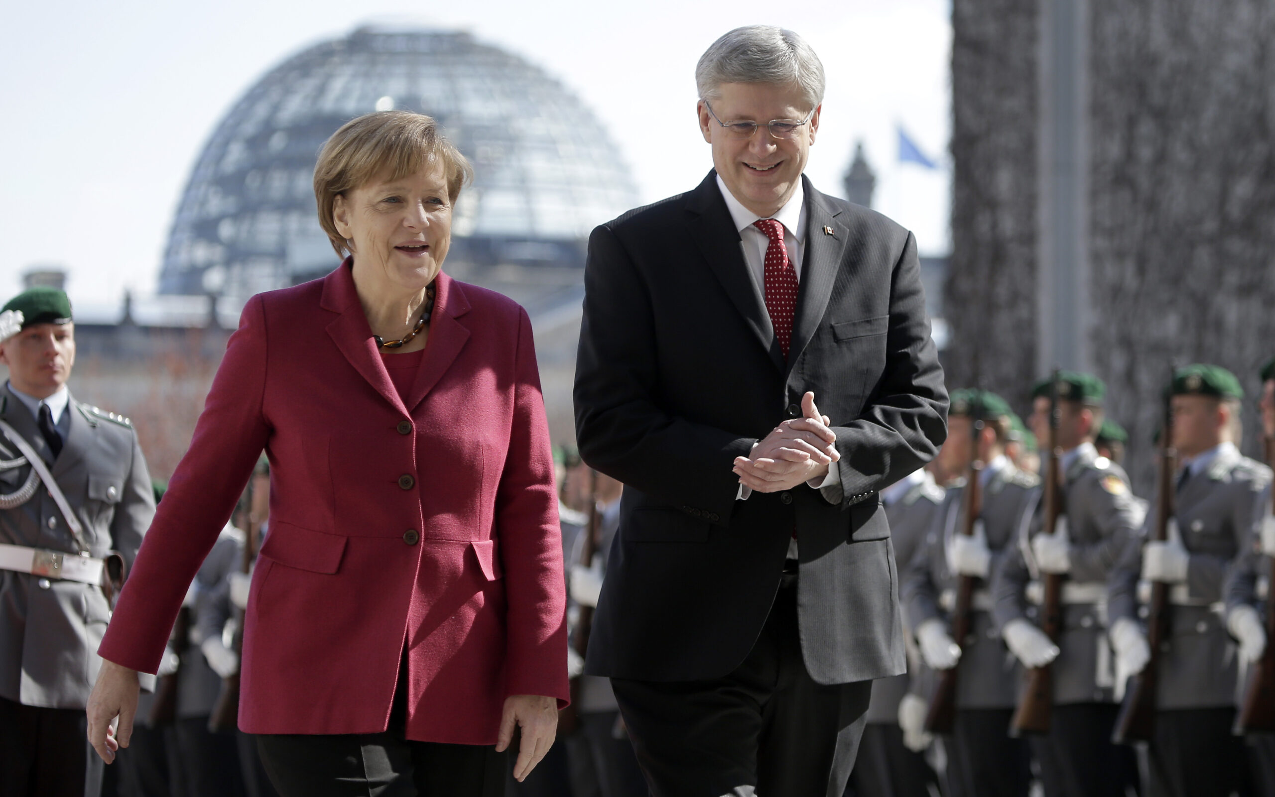 Canada: No Russian return to G-8 without change