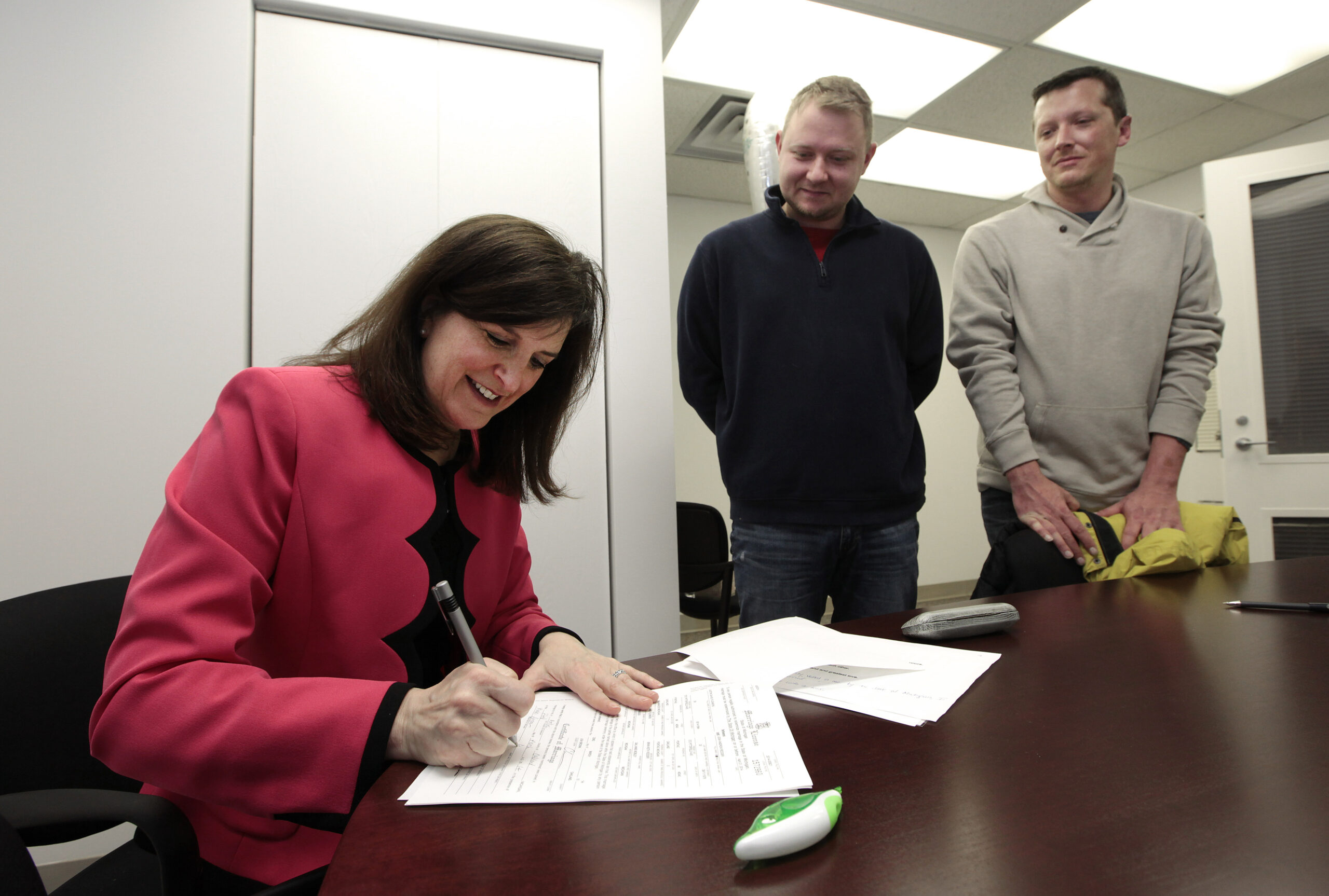 Gay marriages in Michigan halted by appeals court