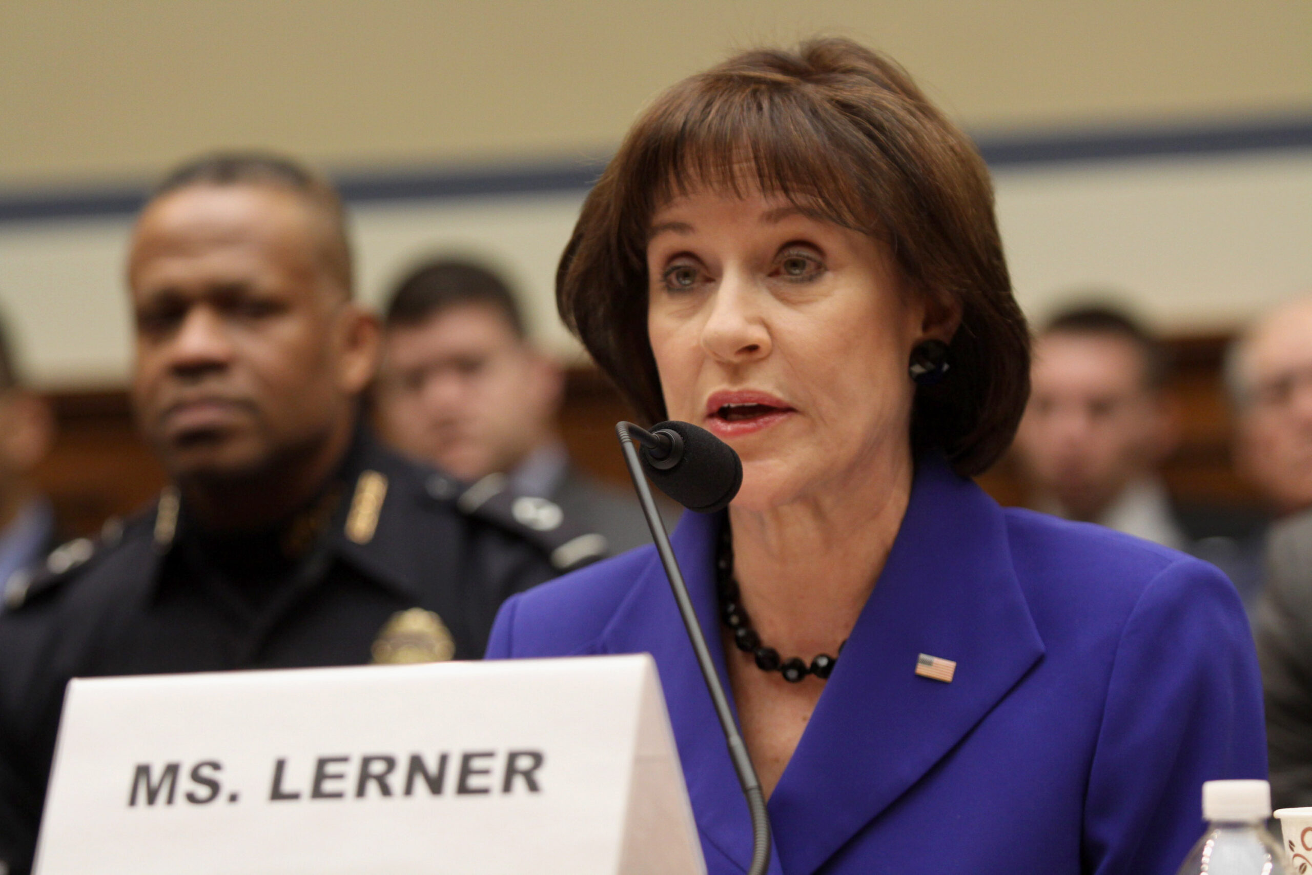 Former IRS official refuses to testify at hearing