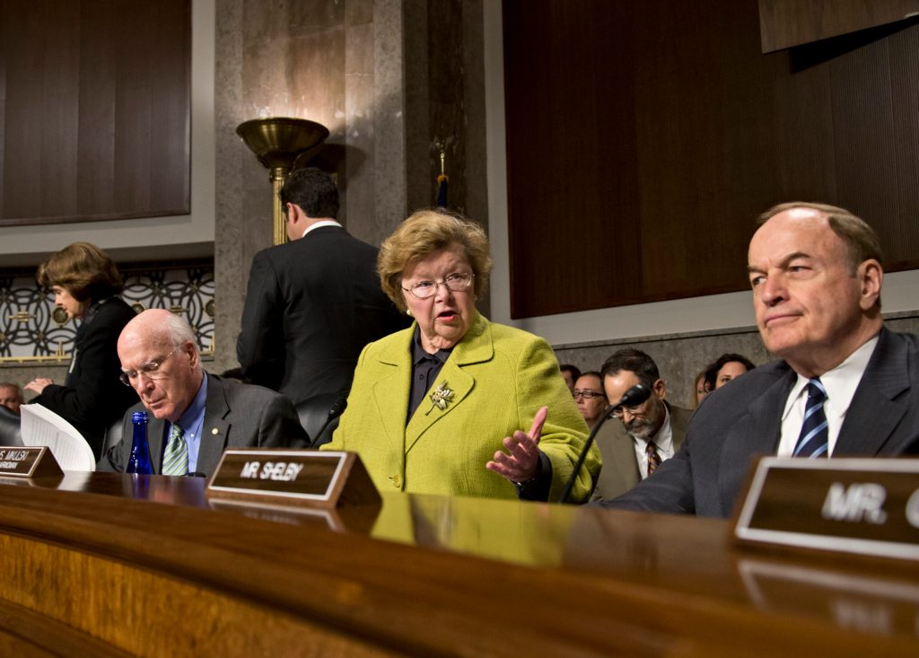 White House backs Senate spending bill to avoid shutdown