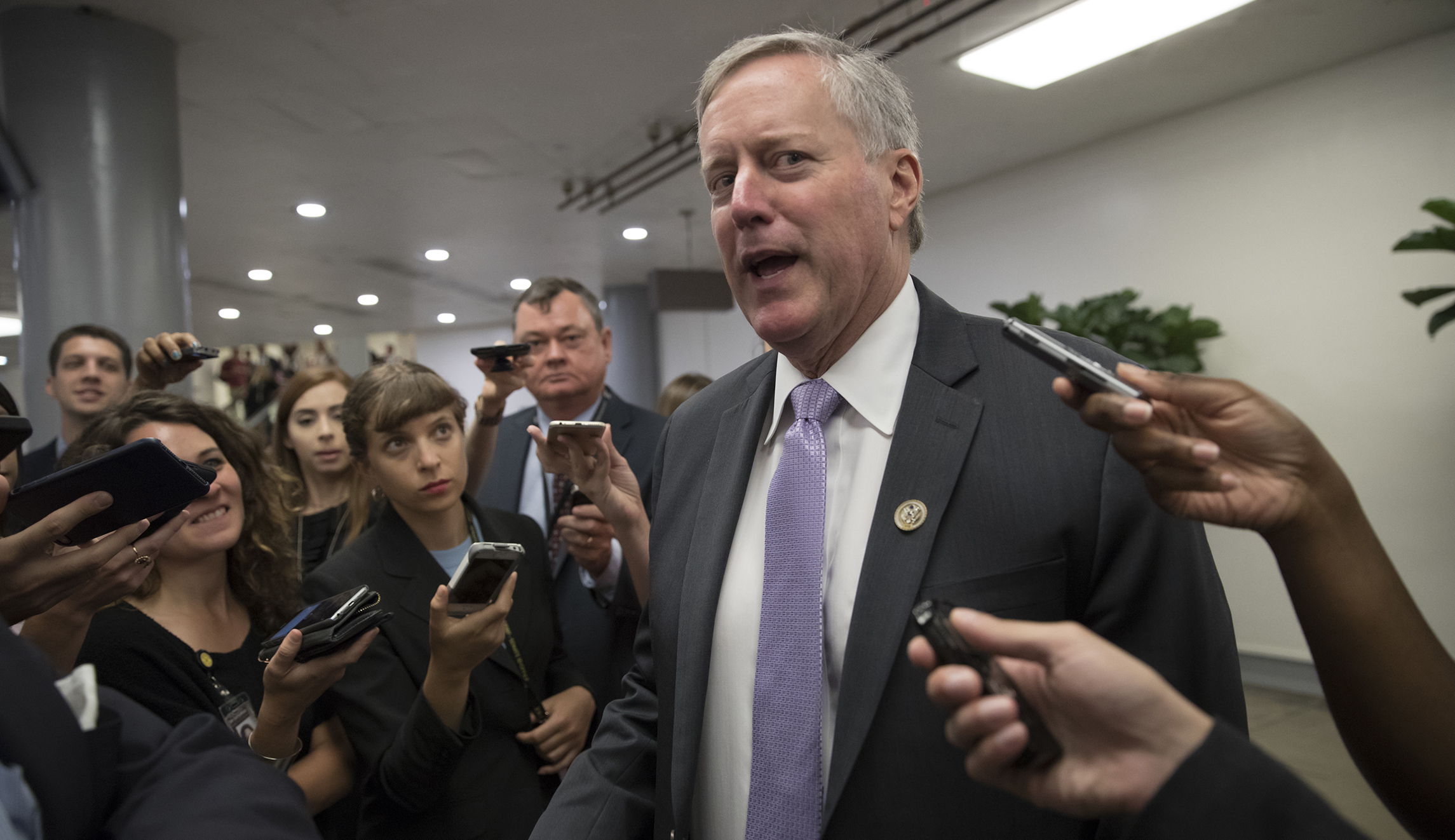 House conservatives threaten to upend leadership over immigration